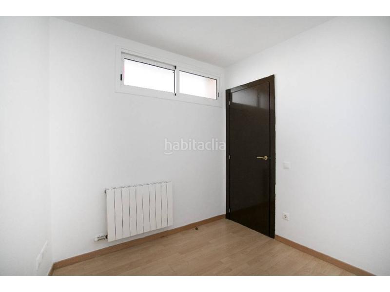 Foto 1b49058d-ff4b-4f99-8a3c-413b69d90e53. Piso  ocupado en venta en residencial Blanes - vistamar Blanes