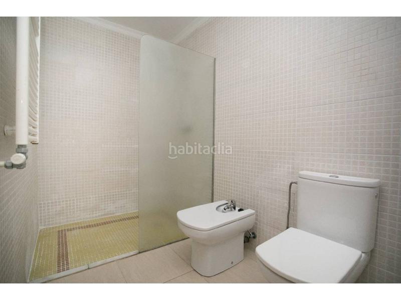 Foto f64b24c4-8325-420e-9a18-51a19156ce62. Piso  ocupado en venta en residencial Blanes - vistamar Blanes