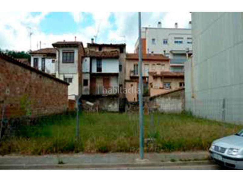 Foto a8ef05ea-d7b5-4cdd-a5d2-bb8076bd7a67. Finca rústica terreno en venta en Olot