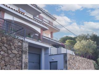 Etagenwohnung  Garbí. Chalet ocupado en lloret de mar