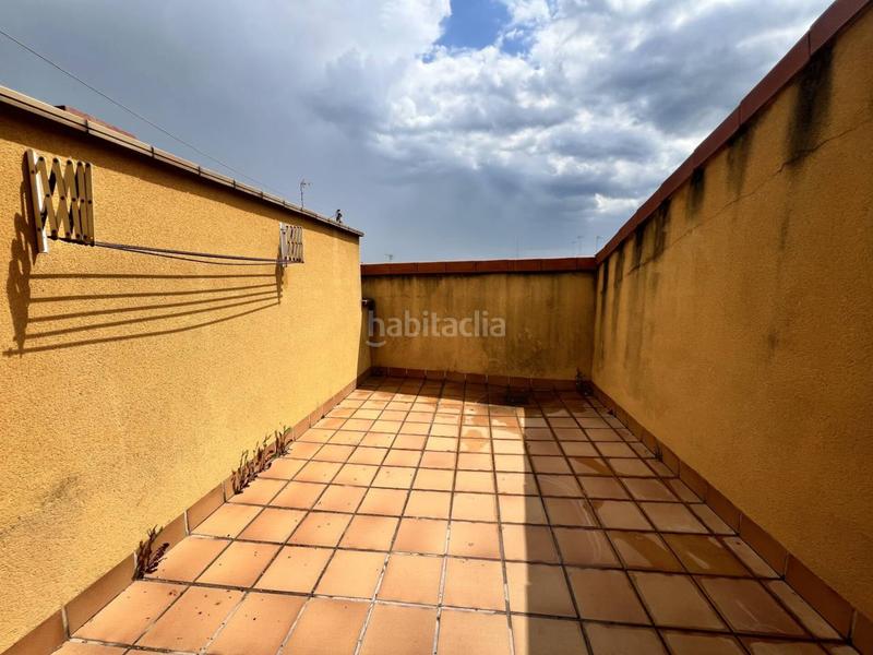 Foto 6bdc3c15-5032-4846-aad2-5da5956ef912. Piso atico duplex centro en Centre Figueres