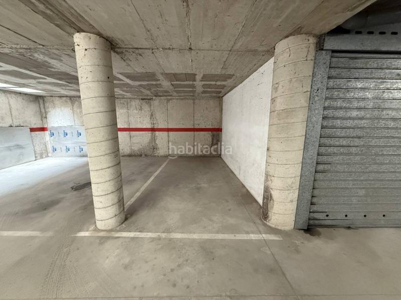Foto c47403c7-1403-498b-b6a3-e55411450f86. Piso magnific pis amb garatje en Veïnat Salt