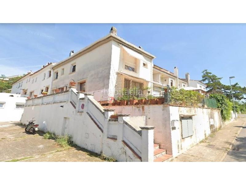 Foto 7d12dd8b-8dbb-4f81-b096-747d3d0dc645. Casa adosada chalet adosado en venta en en Montjuïc Girona