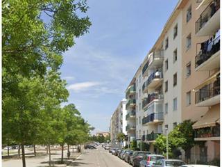 Pis a Poble Nou-Olivar Gran. Piso ocupado en figueres