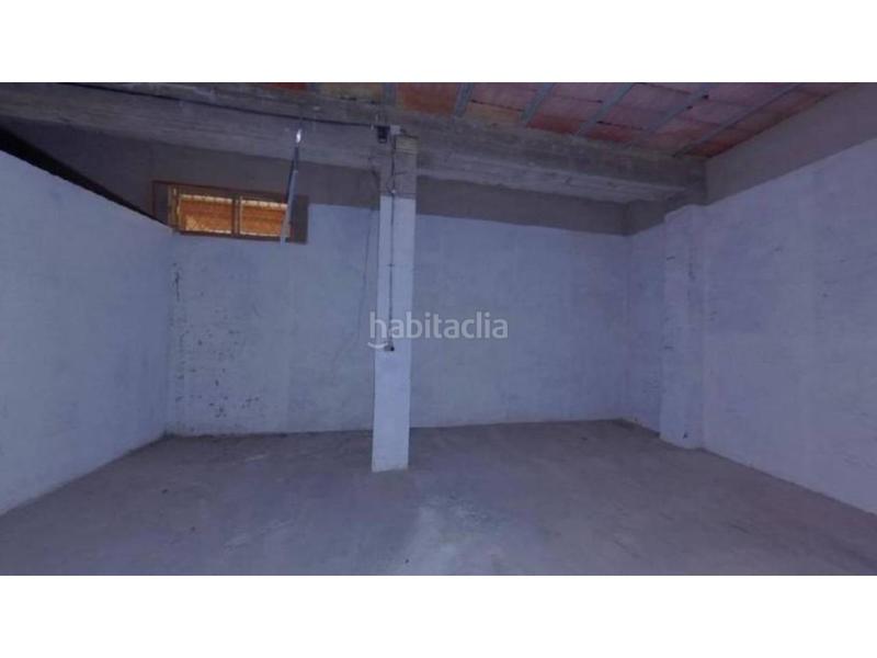 Foto f1c5061a-8f67-475e-96a5-a423717db4cd. Local comercial local en Campclar Tarragona