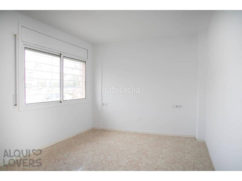 Foto 9cc5648f-d3c9-49ba-a9e2-af278e07cdd8. Piso  ocupado en venta en centre en Creu de la Mà Figueres