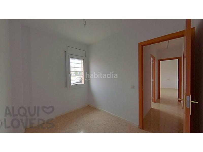 Foto 9f4dd980-e802-4637-b800-d1199604c0dc. Piso  ocupado en venta en centre en Creu de la Mà Figueres