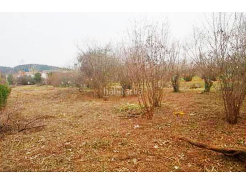 Foto f93bdeae-a8e2-4834-bfe1-11a3199329e9. Finca rústica terreno en venta en Anglès