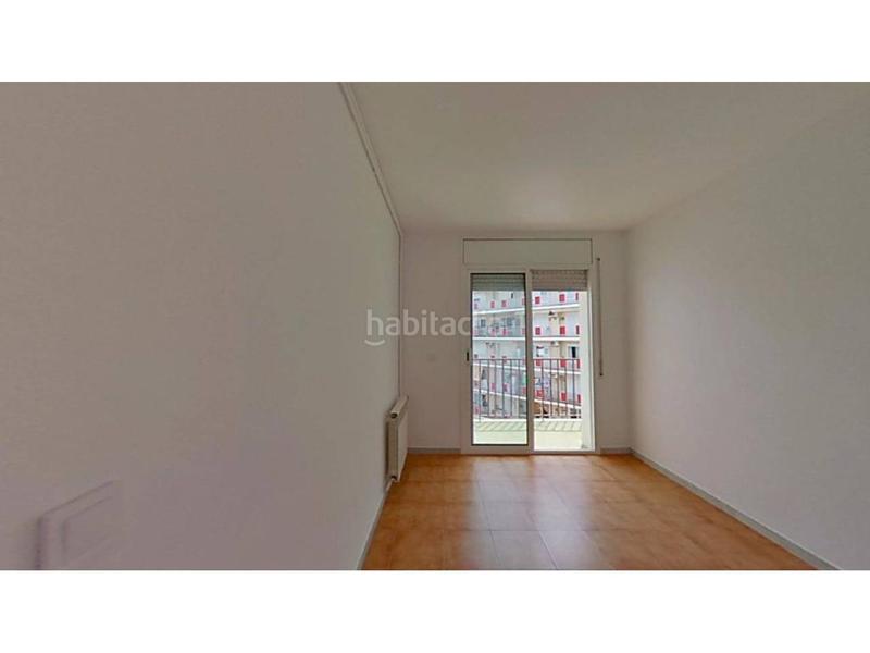 Foto a5f924b1-a22b-46d6-9e75-1d1cd87d476b. Pis a Els Pins Blanes