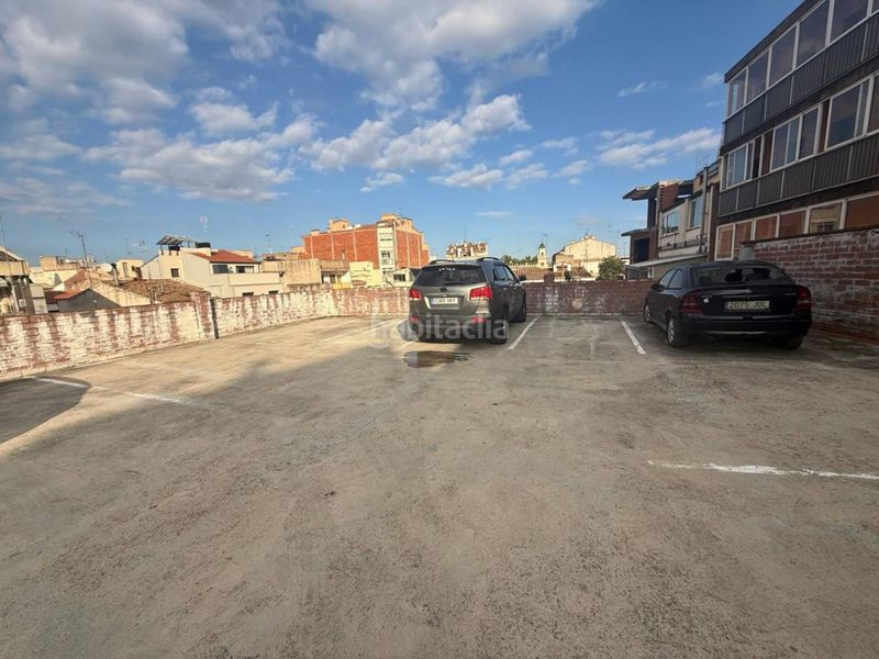 Foto c0cf2d97-4e90-4b4e-8b3b-1011f8234cb5. Affitto posto auto in Centre Figueres
