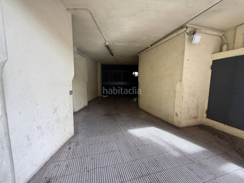 Foto c8315c8d-c070-4789-8117-861416ff5e65. Affitto posto auto in Centre Figueres