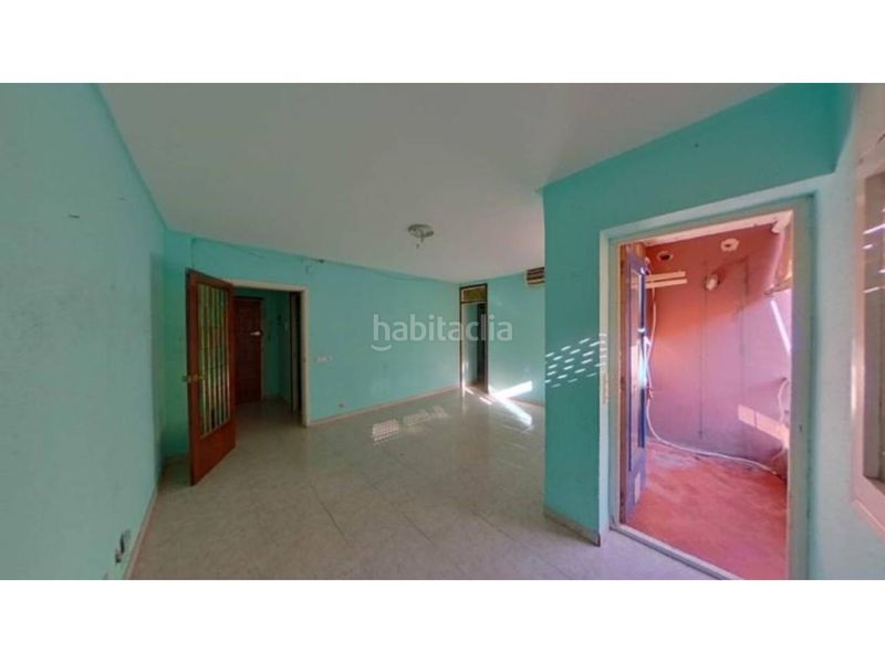 Foto bdcb4056-cd68-4208-9034-6e79c0810f17. Flat in Centre Salt