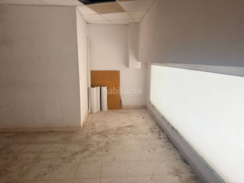 Foto 39982f4a-d506-492b-b6f9-b886adde4885. Local comercial a Centre Figueres