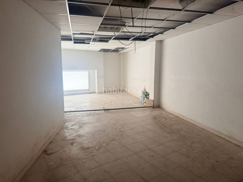 Foto e136a1fe-10b7-4aa0-8fc3-a571858711fd. Local comercial a Centre Figueres