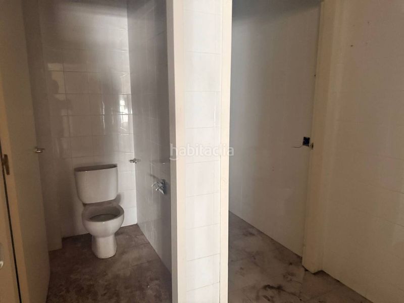 Foto e172a60c-05e5-4791-869f-41b79355399e. Local comercial a Centre Figueres