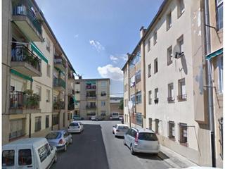 Pis  Pont major. Piso ocupado en girona