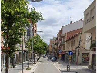 Pis a Veïnat. Piso ocupado en salt