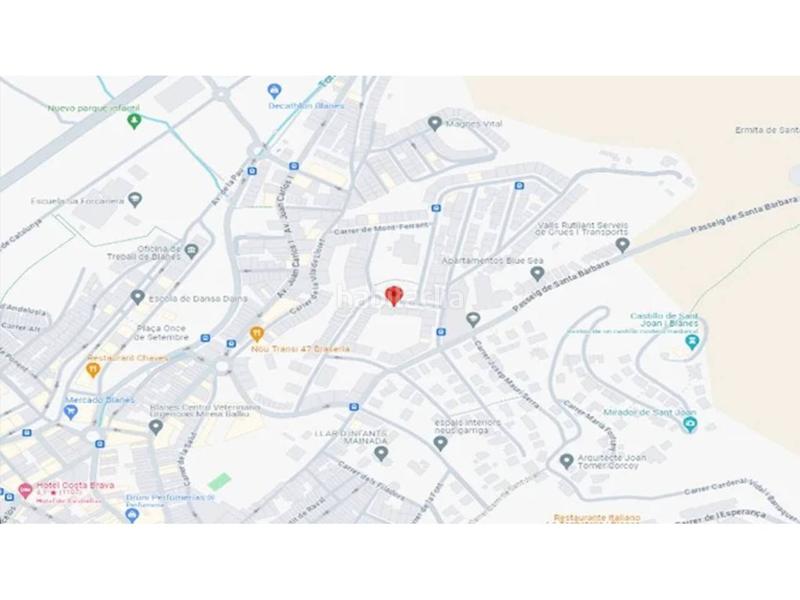 Foto d15d56d2-d02a-4d3c-9a5a-ef5c259703e8. Parking voiture dans Mont Ferrant-Joan Carles I Blanes