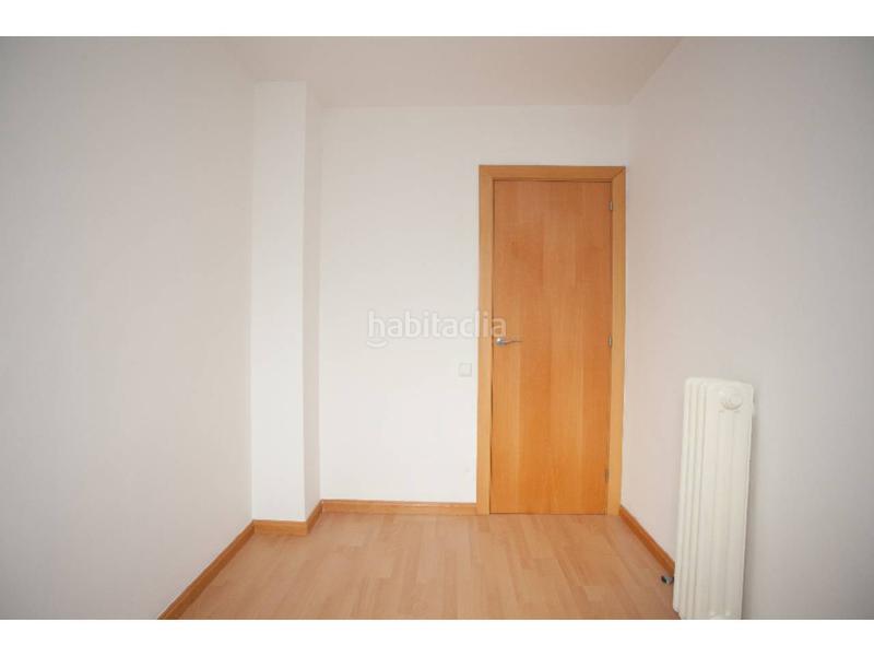 Foto 49cc49d6-e177-43d9-abab-35b6d429579e. Piso  en venta en eixample en Sant Narcis Girona