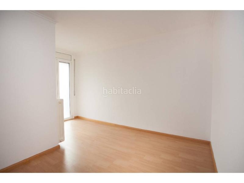 Foto eaccc872-5451-47bb-a0bb-b1931614073c. Piso  en venta en eixample en Sant Narcis Girona