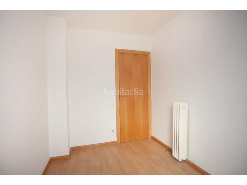 Foto f3ab42c5-72b3-47f4-a954-bd21137fffce. Piso  en venta en eixample en Sant Narcis Girona
