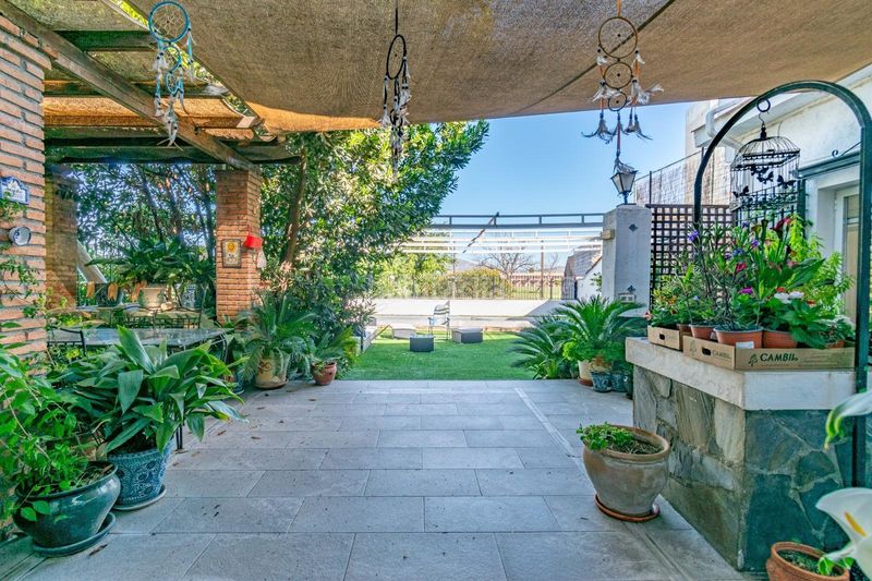 Foto 12780161-38c6-4f07-a2cd-869e2a48745b. Casa amb piscina a Purchil Vegas del Genil