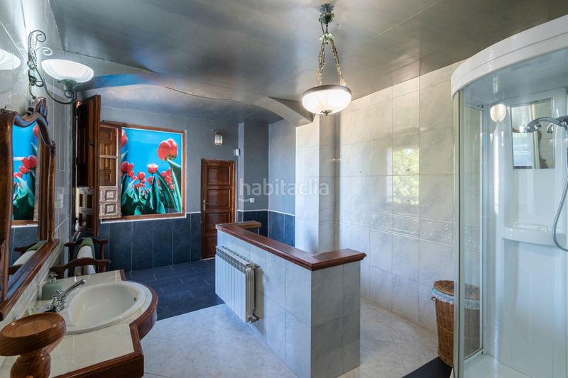 Foto df07e30c-b829-4943-afb3-8ab527770af8. Casa amb piscina a Purchil Vegas del Genil