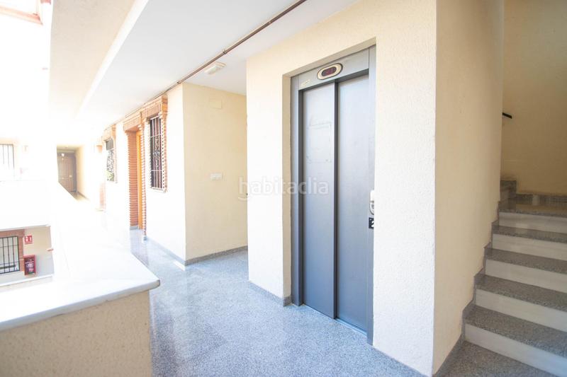 Foto a4447c55-ae6f-4391-a342-b3e9688a178e. Pis amb aparcament a La Zubia Ciudad Zubia (La)