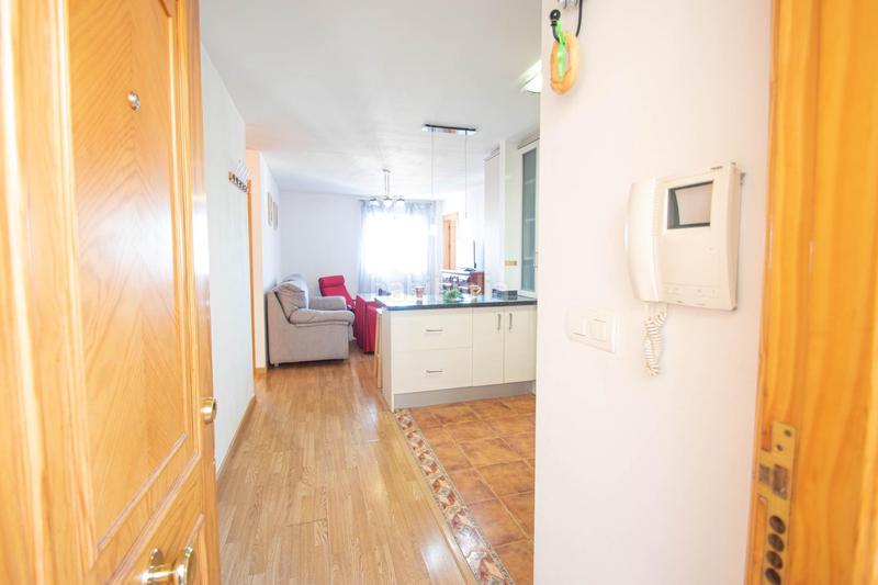 Foto bd915d13-db9c-4e71-96df-7f573ae046f3. Pis amb aparcament a La Zubia Ciudad Zubia (La)