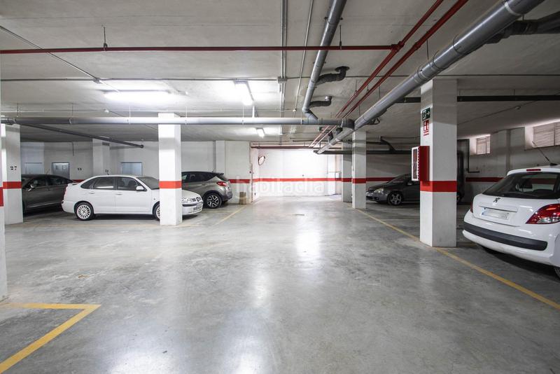 Foto e30ed086-61fc-4566-93ea-a20fd0178720. Pis amb aparcament a La Zubia Ciudad Zubia (La)