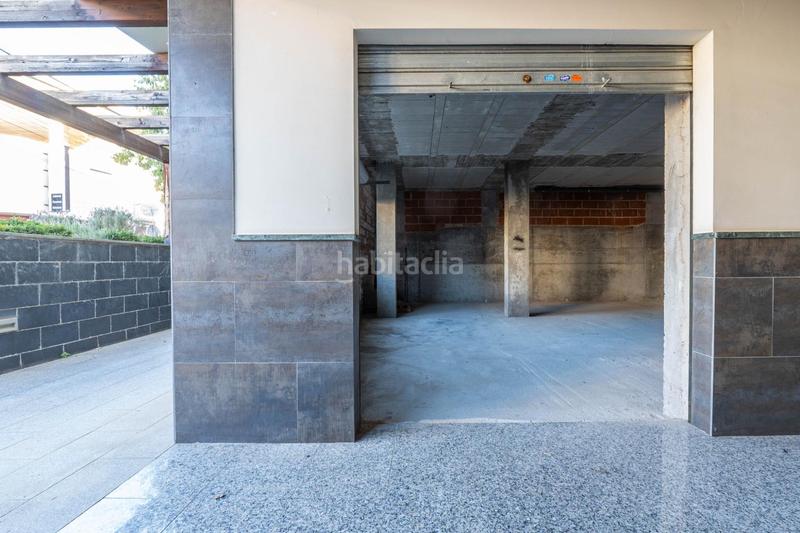 Foto 12907308-046e-4243-9dcf-0a27202ef3db. Local comercial a calle españa 31 a Cájar