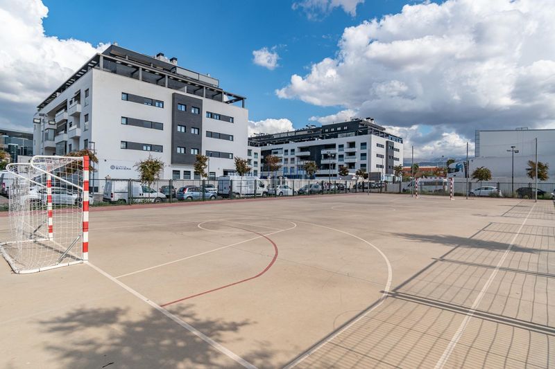 Foto 2322d1d9-8785-4450-ad22-d2ac97e16761. Pis amb aparcament piscina a San Miguel Armilla