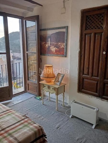 Foto f29ad58f-92c8-499e-8097-88059f6306d2. Casa a Busquístar