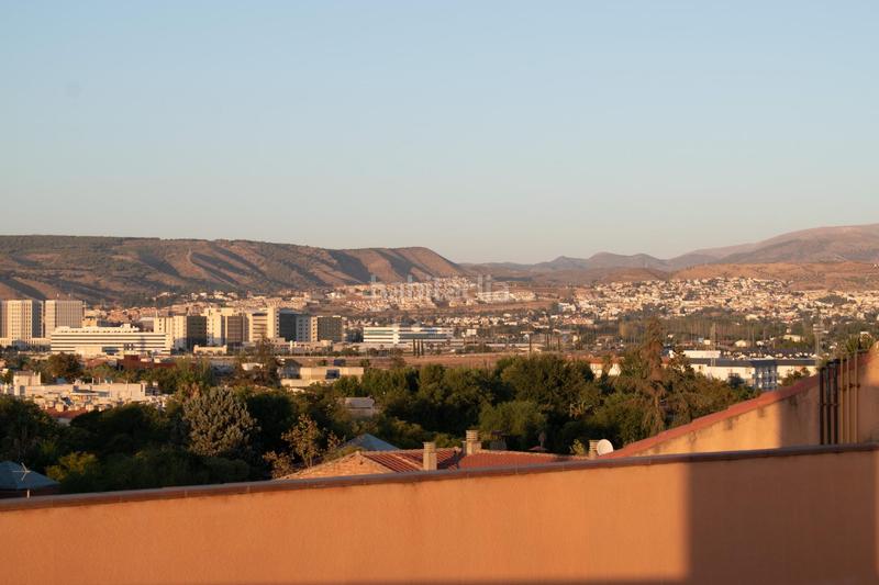 Foto 309fdb6b-15a9-42c7-a5bf-16e5717a1a19. Àtic amb calefacció aparcament a Avda. De los Ogíjares Armilla