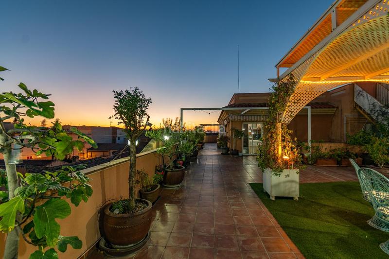 Foto 3da5be71-260d-4b37-ba0b-01cc084a8915. Àtic amb calefacció aparcament a Avda. De los Ogíjares Armilla