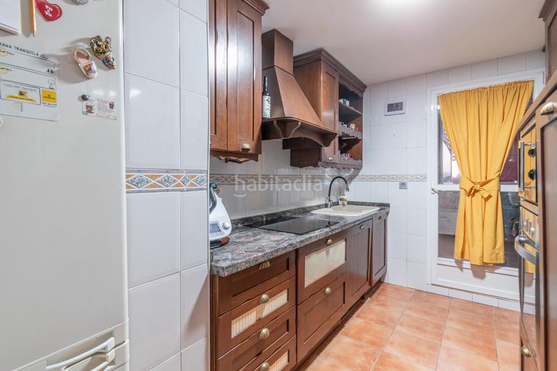 Foto 7c3930b9-e7ca-4183-8356-f51f1c500592. Àtic amb calefacció aparcament a Avda. De los Ogíjares Armilla