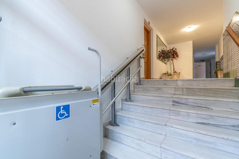 Foto a72e0e52-07fc-47ed-9364-296e2f9be771. Àtic amb calefacció aparcament a Avda. De los Ogíjares Armilla