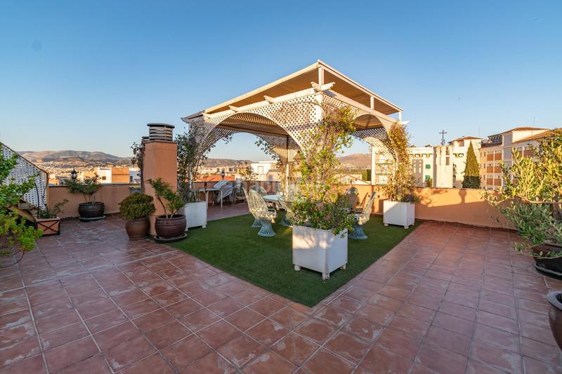 Foto aa336a69-76fc-49e7-a379-cbc09a45a85f. Àtic amb calefacció aparcament a Avda. De los Ogíjares Armilla