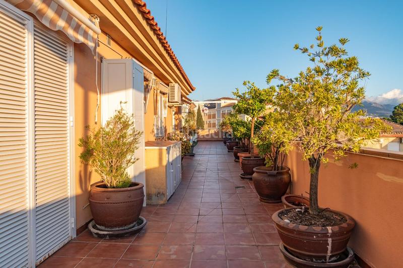 Foto c7e133e7-c312-4e6a-a8b8-a9c2109cc2f6. Àtic amb calefacció aparcament a Avda. De los Ogíjares Armilla