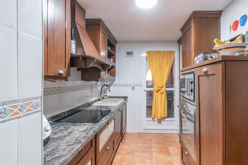 Foto e7594e58-55bf-4d3e-b447-73d86dda4097. Àtic amb calefacció aparcament a Avda. De los Ogíjares Armilla