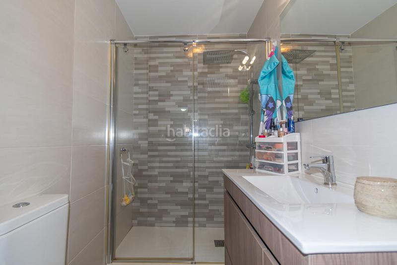 Foto 4f5937d4-e8d4-4f02-8ae3-5cb6f43af04c. Appartement dans Avda. De los Ogíjares Armilla