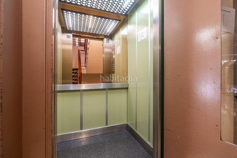 Foto 2b4a77f3-5944-47f4-a35d-51d086d19597. Ático  junto a constitución en Centro - Sagrario Granada