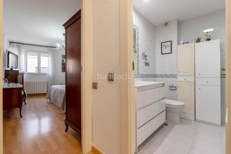 Foto 5d432b64-6393-463d-a31f-6f6fda4f50c8. Ático  junto a constitución en Centro - Sagrario Granada