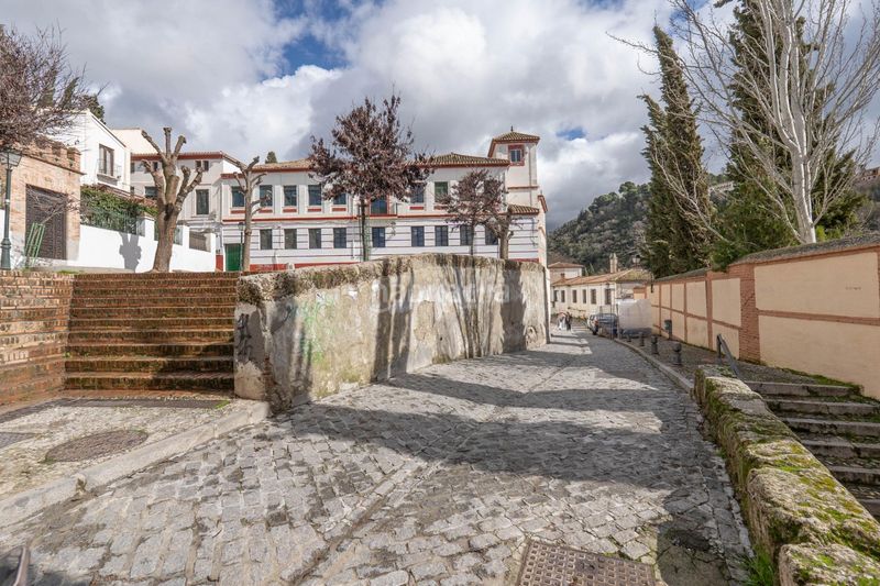 Foto 180a9dc0-6222-4d93-805d-9489d3d138de. Casa adossada amb calefacció a Barrio de Albaicín Granada