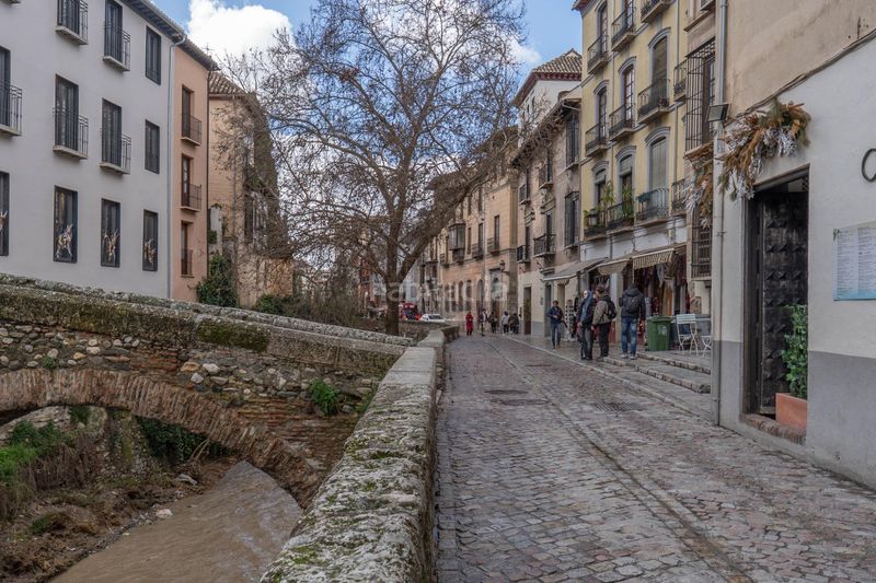 Foto bbfd3d5d-112d-476e-a75c-7ef7f2996b83. Casa adossada amb calefacció a Barrio de Albaicín Granada