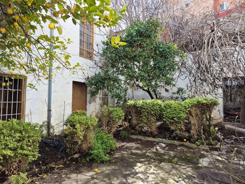 Foto 2245d9d7-4f5d-46cd-bc17-a8ae7c4d9d24. Casa adossada amb aparcament a Loja