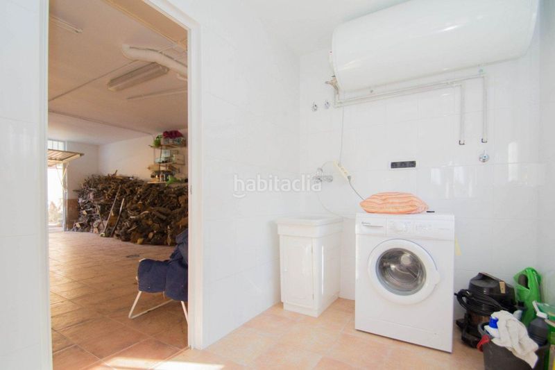 Foto c50d6f12-4177-4d10-bc42-f8d7f0053149. Xalet amb aparcament piscina a Güéjar Sierra