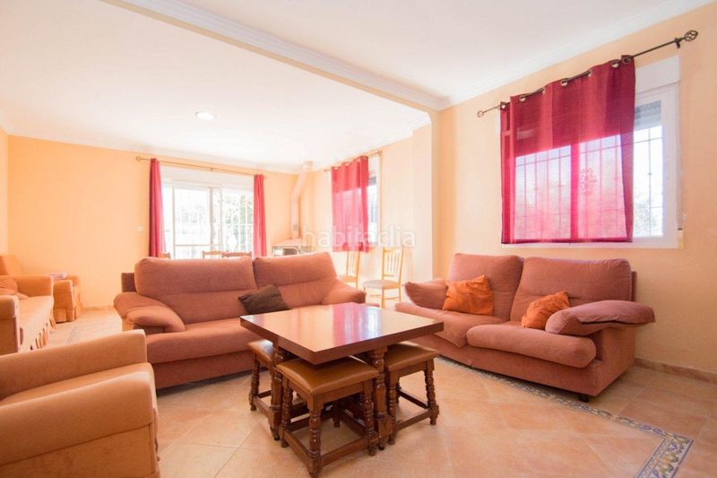 Foto d5bc94c6-1d5d-4548-9427-7fd4837cd0ac. Xalet amb aparcament piscina a Güéjar Sierra