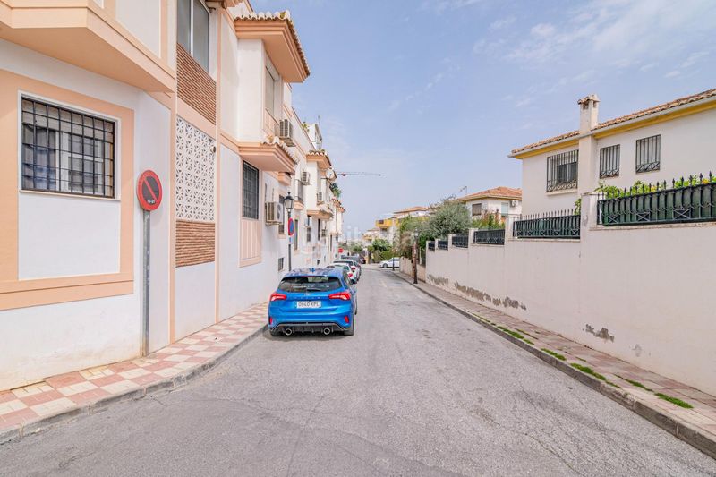 Foto 0f057f5b-f79e-427f-a7c5-e39e115acbe1. Pis a La Zubia Ciudad Zubia (La)