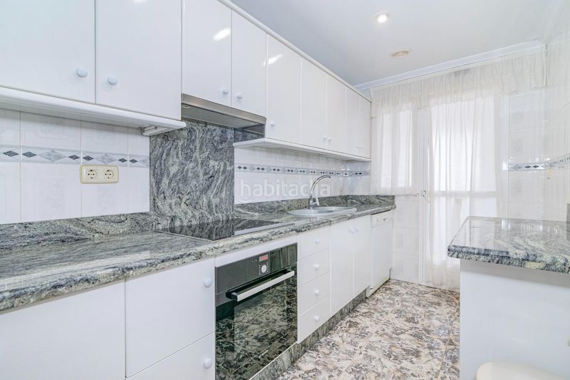 Foto 82e640eb-2389-427a-b6eb-7a4eaeef9d70. Pis a Torrenueva Motril